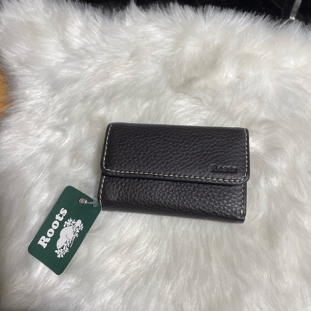 New Roots leather wallet
